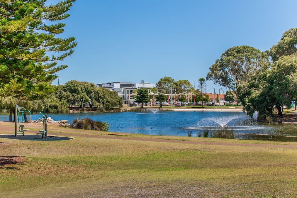 21/95 Chalgrove Avenue, Rockingham, WA, 6168 - Image 20