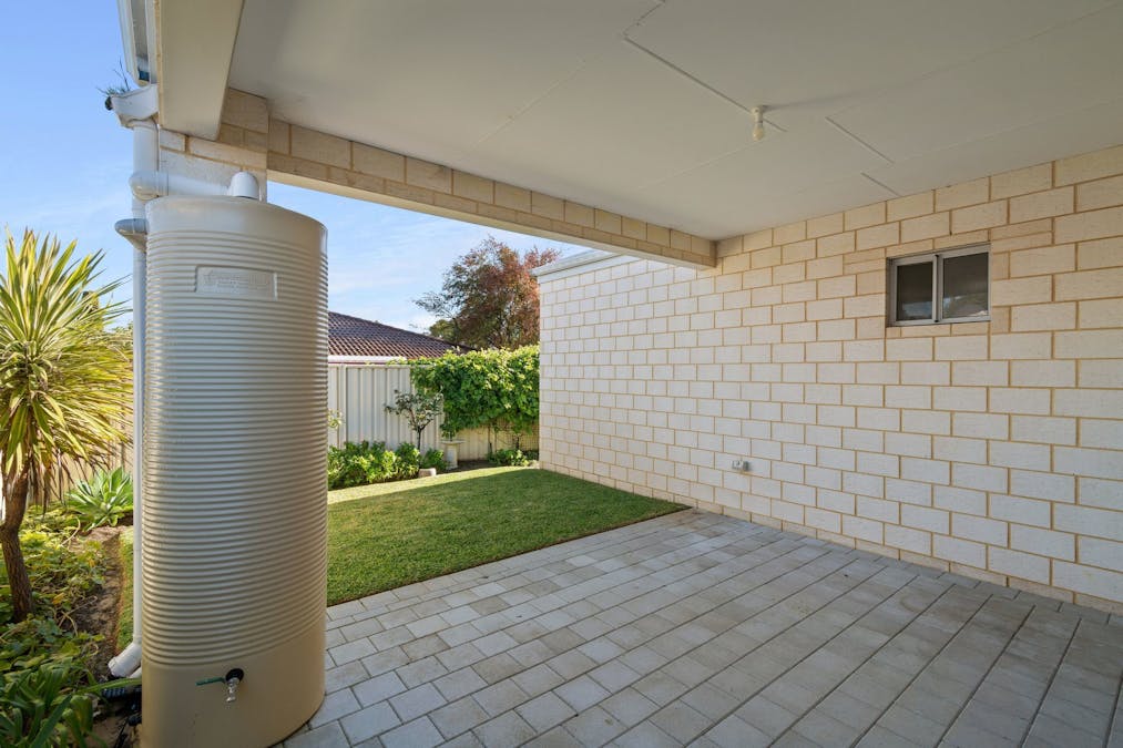 4 Donaldson Street, Queens Park, WA, 6107 - Image 23