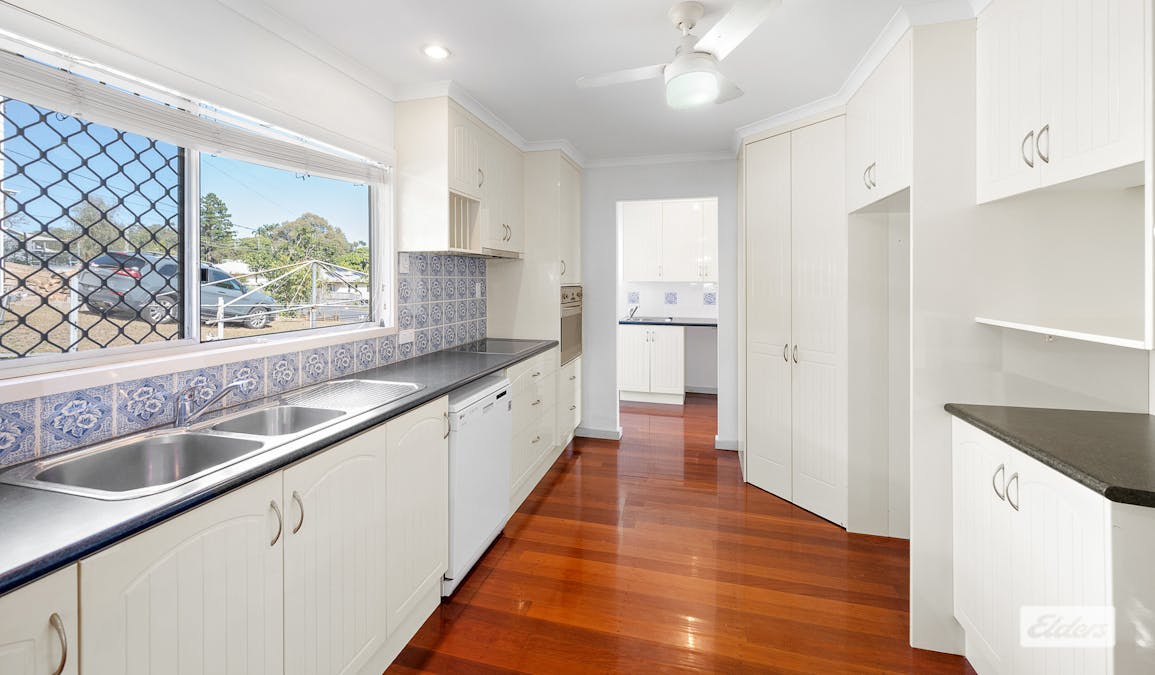 2 Nash Street, West Gladstone, QLD, 4680 - Image 10