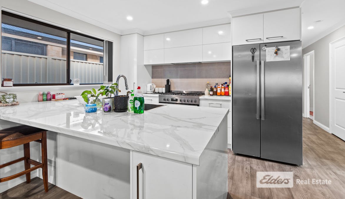 97 Radiata Drive, Mckail, WA, 6330 - Image 8