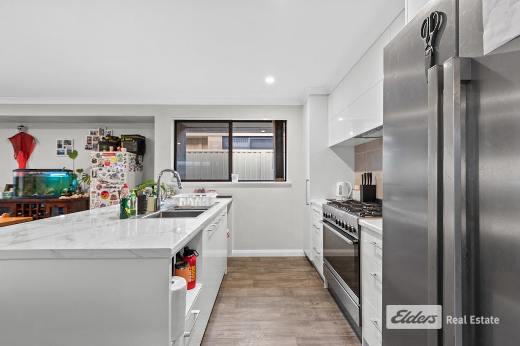 97 Radiata Drive, Mckail, WA, 6330 - Image 9