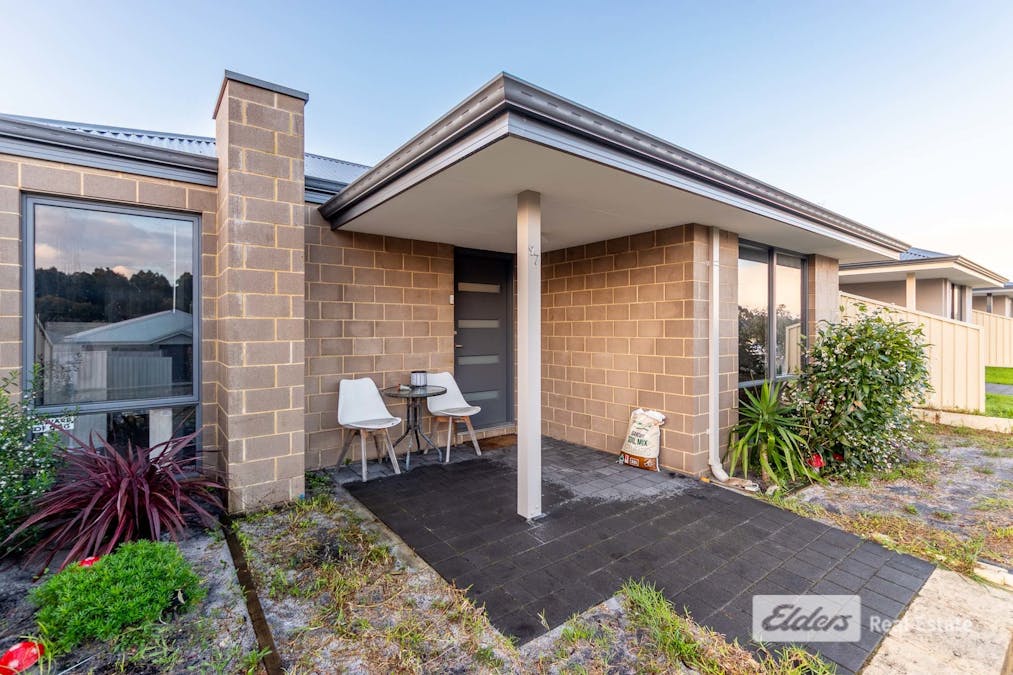 97 Radiata Drive, Mckail, WA, 6330 - Image 3