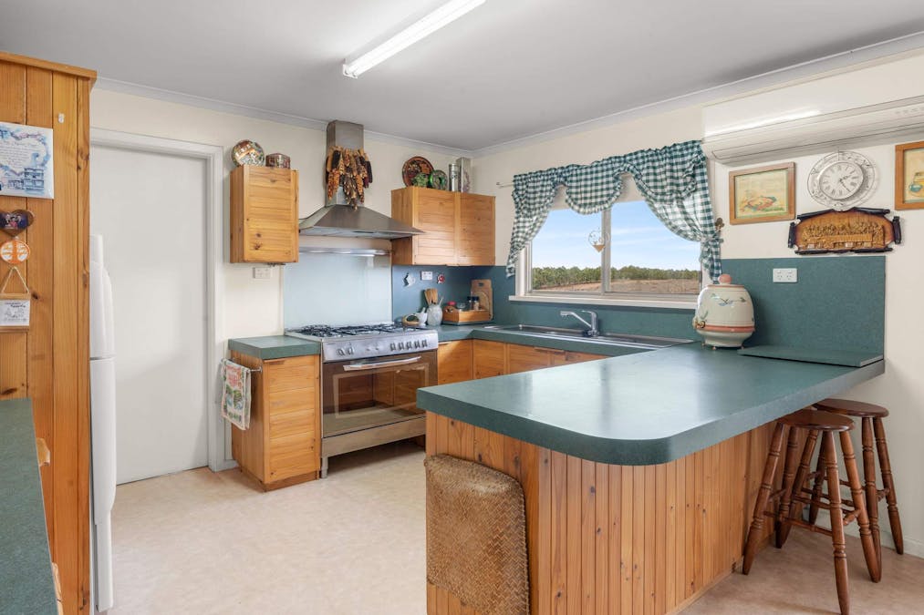 361 Perry Road, Golden Heights, SA, 5322 - Image 5