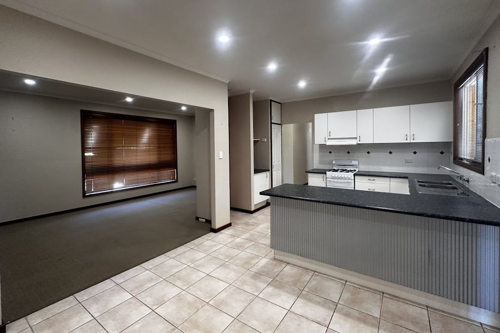 21 Homer Street, Narrogin, WA, 6312 - Image 6