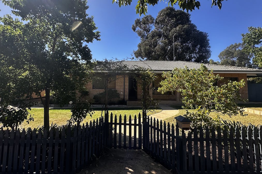 21 Homer Street, Narrogin, WA, 6312 - Image 3