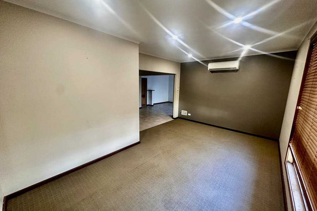 21 Homer Street, Narrogin, WA, 6312 - Image 12