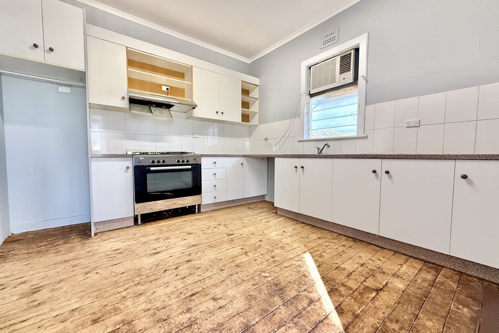 38-40 Jones Street, Parkes, NSW, 2870 - Image 6