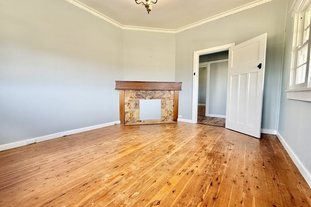 38-40 Jones Street, Parkes, NSW, 2870 - Image 11