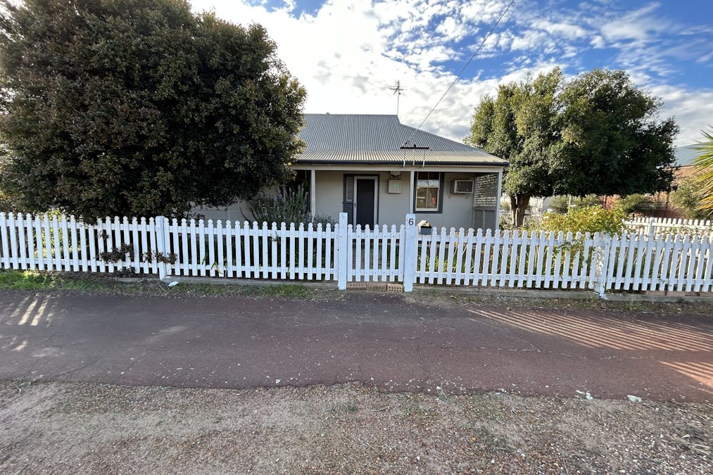 6 Forrest Street, Narrogin, WA, 6312 - Image 1