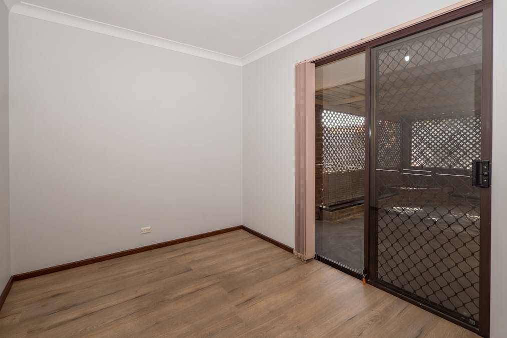 25 Ricketts Court, Rockingham, WA, 6168 - Image 13