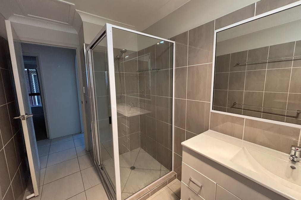 2/16 Wuth Street, Darling Heights, QLD, 4350 - Image 4