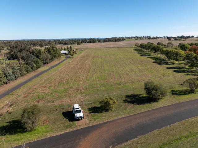 6R Janina Road — photo from Elders Real Estate Dubbo Rural
