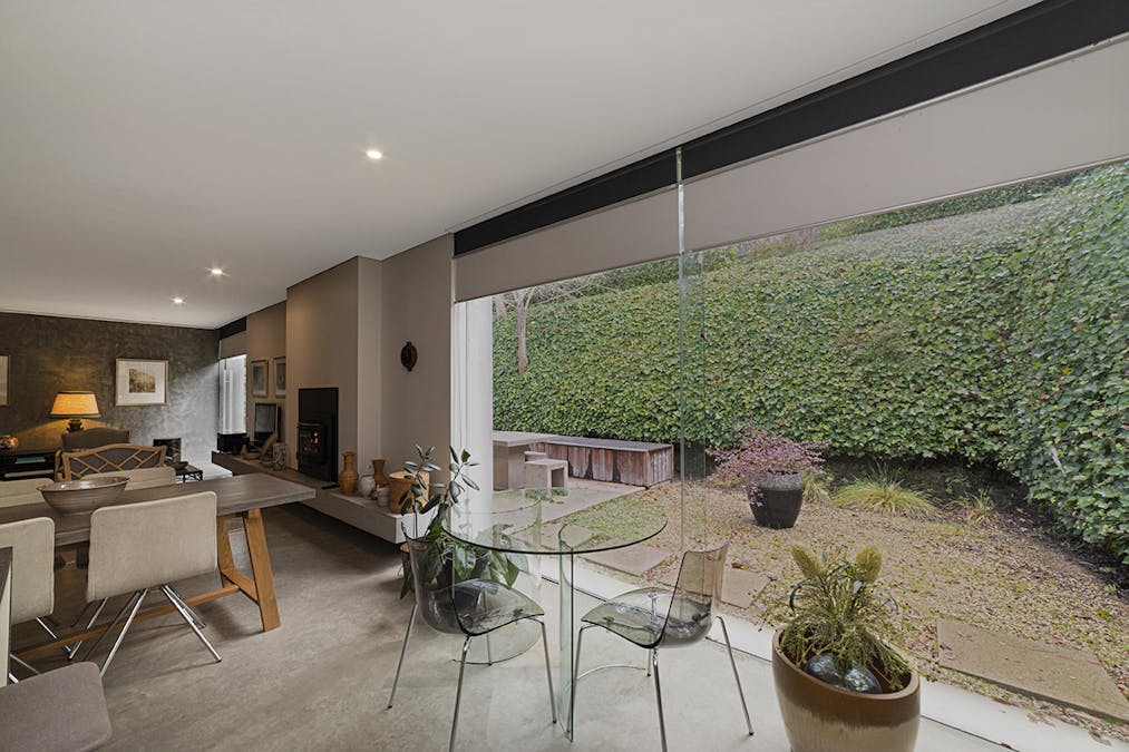 2/7 Palmer Street, Hamilton, VIC, 3300 - Image 8