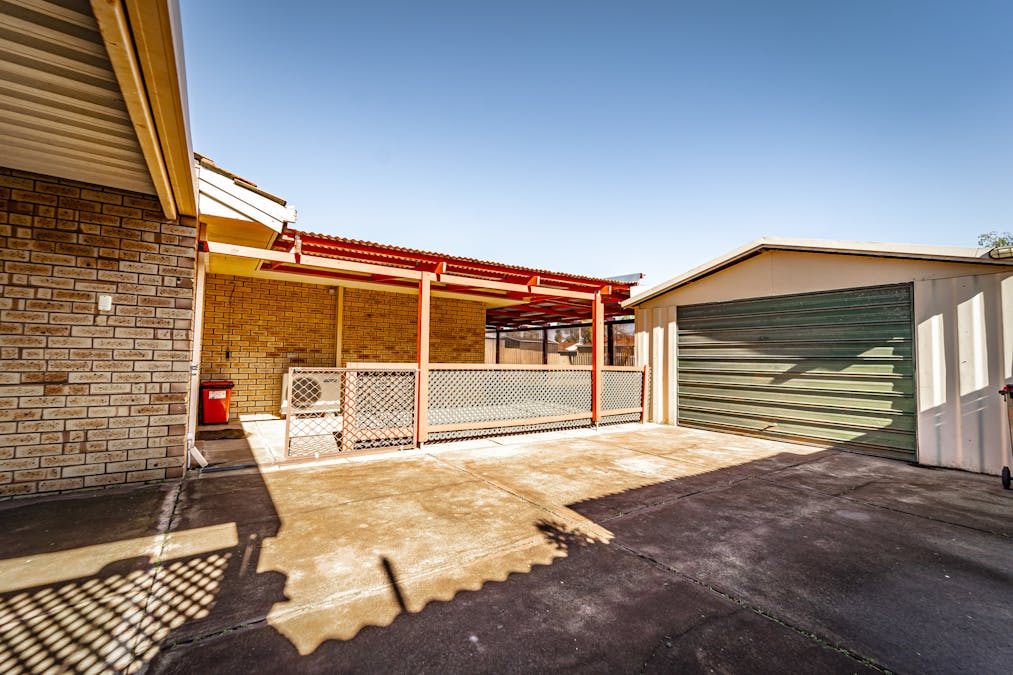 10 Braemar Street, Rockingham, WA, 6168 - Image 25
