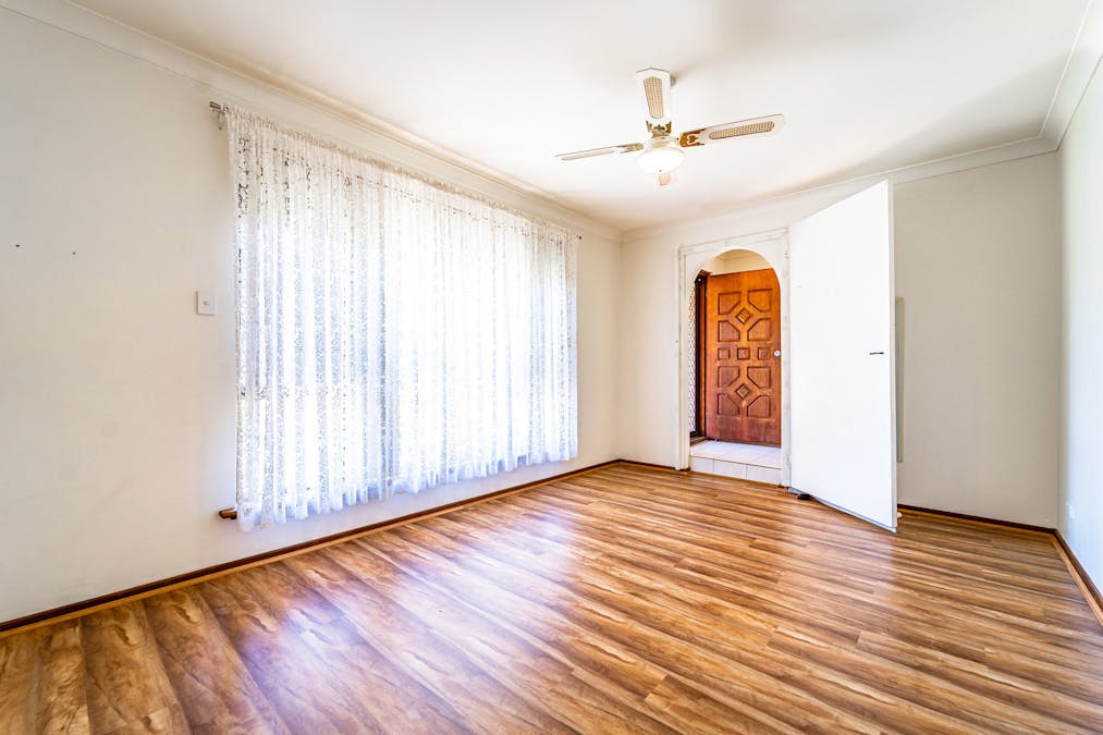 10 Braemar Street, Rockingham, WA, 6168 - Image 2