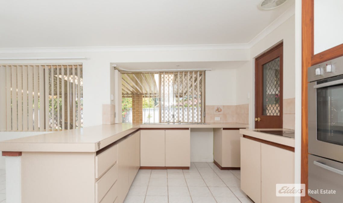 15 Fitzroy Close, Cooloongup, WA, 6168 - Image 12