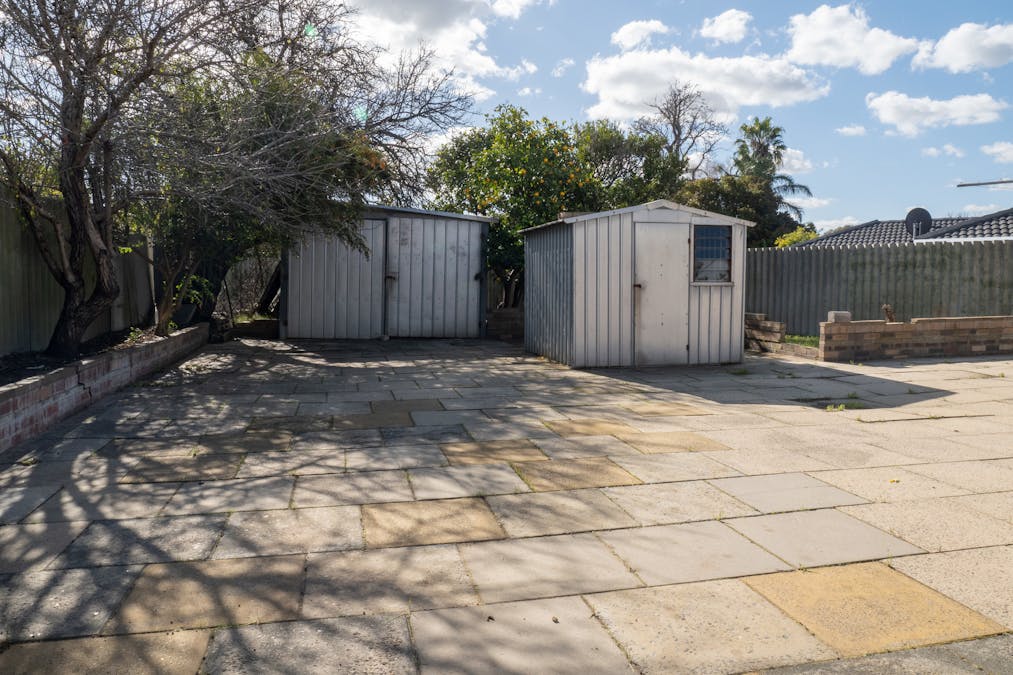 31 Kenton Way, Rockingham, WA, 6168 - Image 19