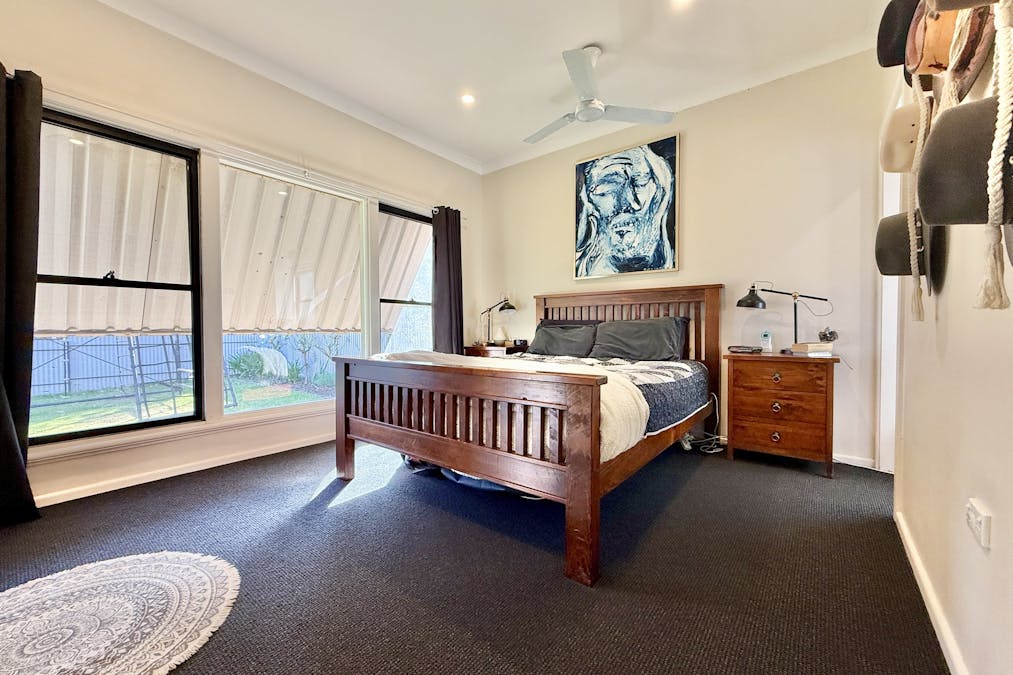 35 Thornbury Street, Parkes, NSW, 2870 - Image 7