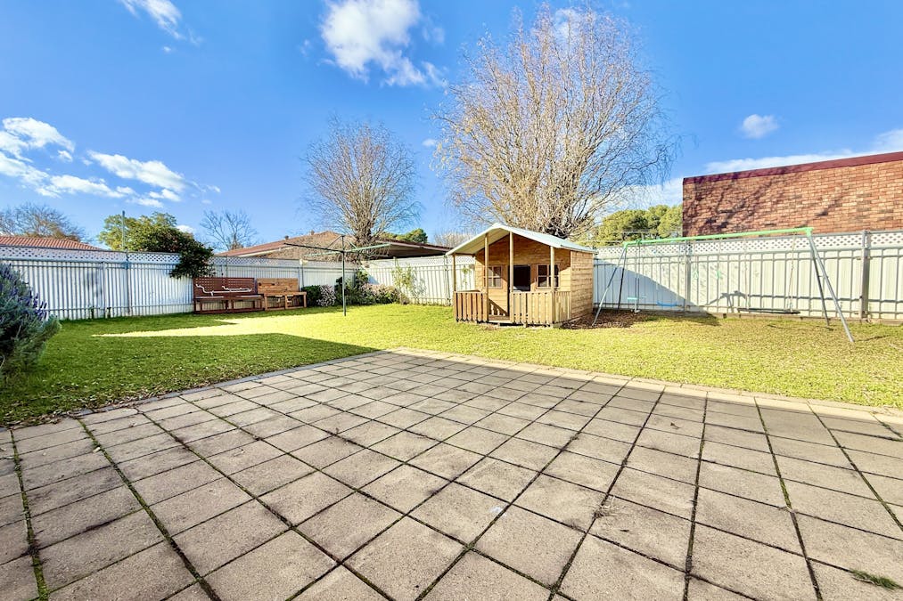 35 Thornbury Street, Parkes, NSW, 2870 - Image 15