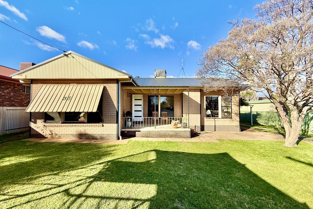 35 Thornbury Street, Parkes, NSW, 2870 - Image 1