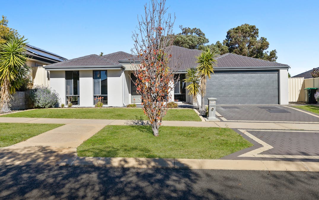 32 Wanderer Parkway, Baldivis, WA, 6171 - Image 1