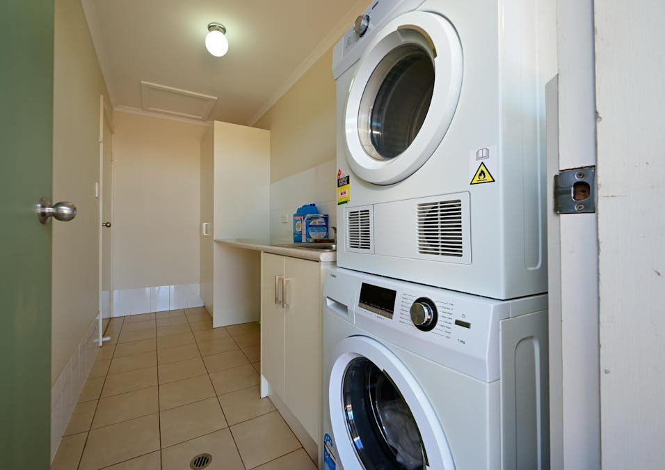 11 Barrie Robran Gate, Whyalla Norrie, SA, 5608 - Image 15