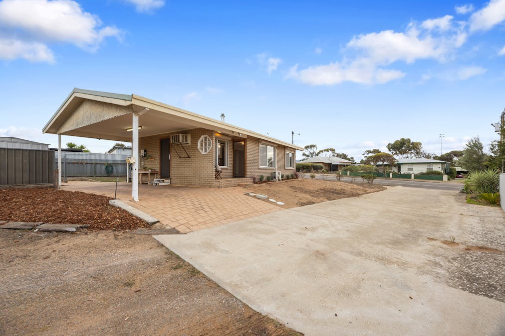 1/28 Hawke Road, Murray Bridge, SA, 5253 - Image 2