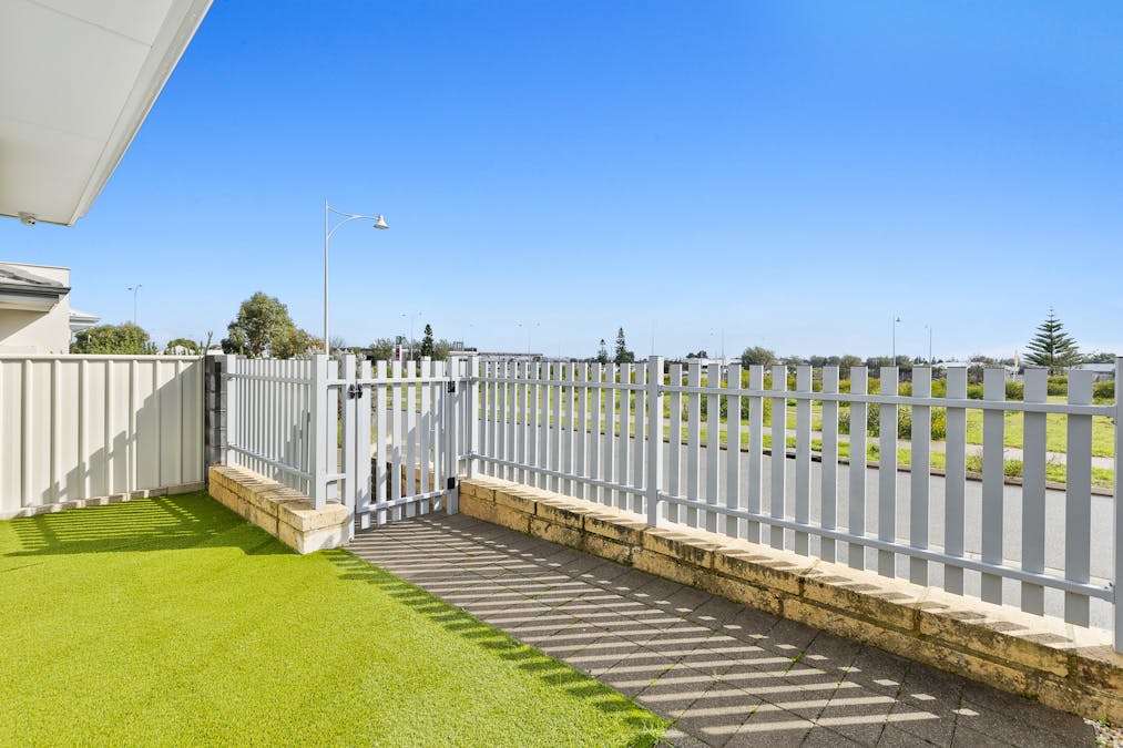 35 Winderie Road, Golden Bay, WA, 6174 - Image 15