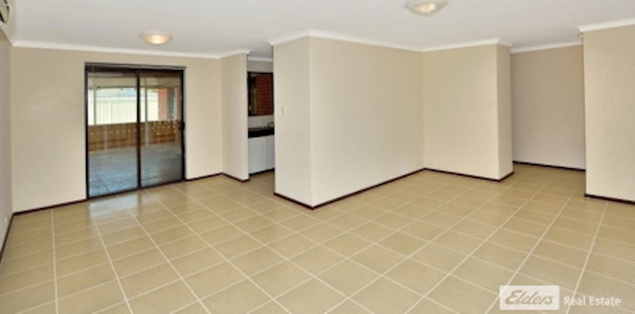 11 Townsend Road, Rockingham, WA, 6168 - Image 4