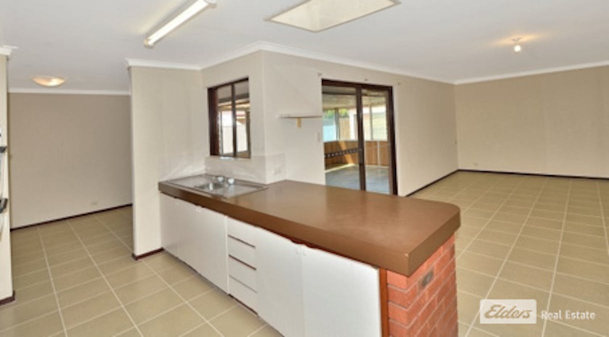 11 Townsend Road, Rockingham, WA, 6168 - Image 7