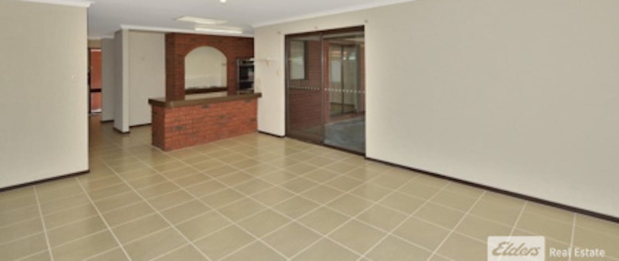 11 Townsend Road, Rockingham, WA, 6168 - Image 5