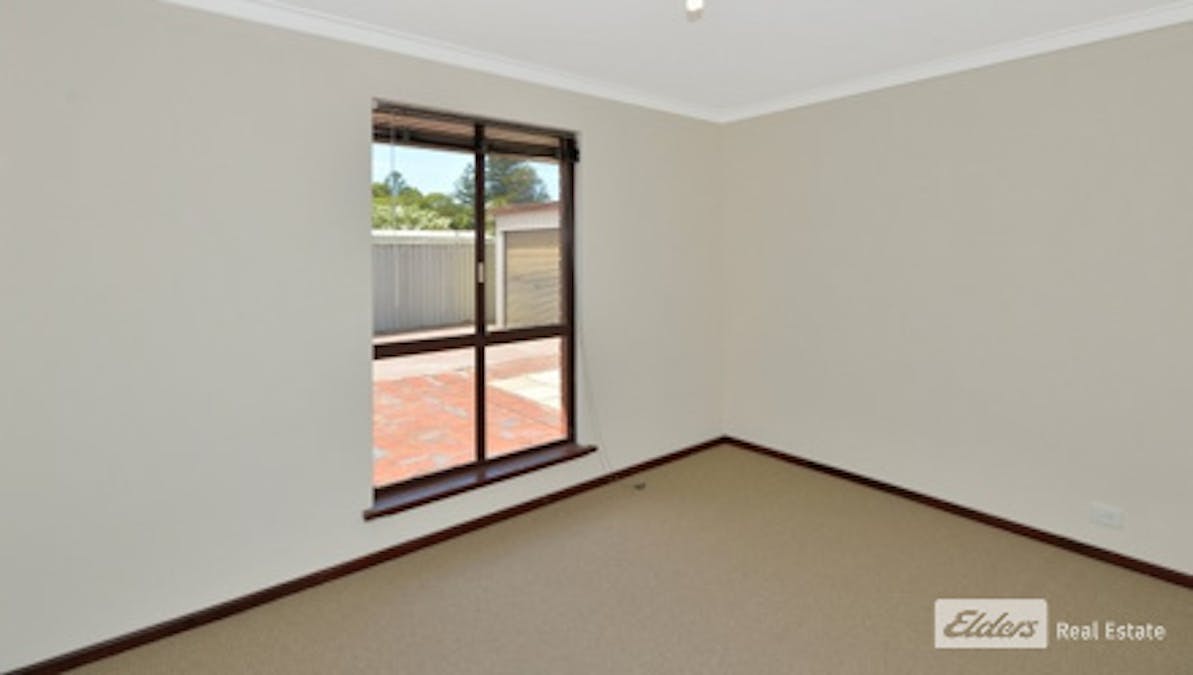11 Townsend Road, Rockingham, WA, 6168 - Image 10