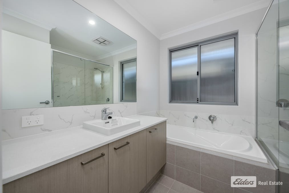 21 Kitaakari Crescent, Baldivis, WA, 6171 - Image 11