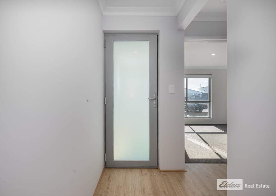 21 Kitaakari Crescent, Baldivis, WA, 6171 - Image 2