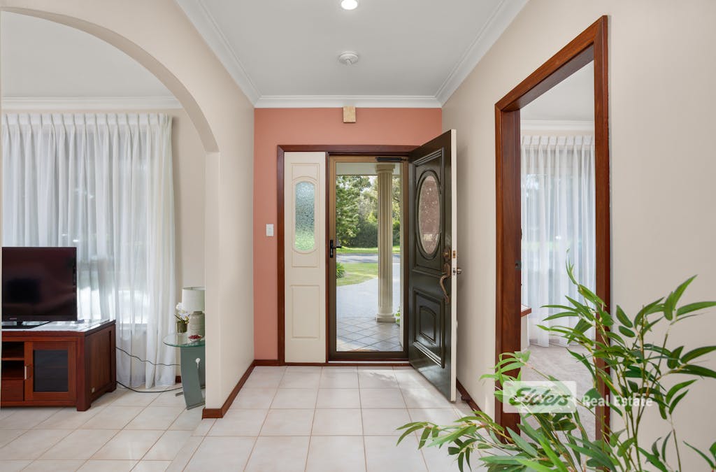 70  Prestonwood Street, East Bunbury, WA, 6230 - Image 2