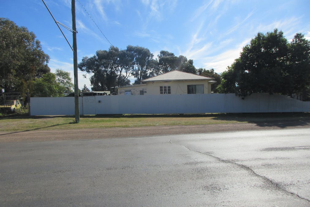 85 Day Street, Tara, QLD, 4421 - Image 1