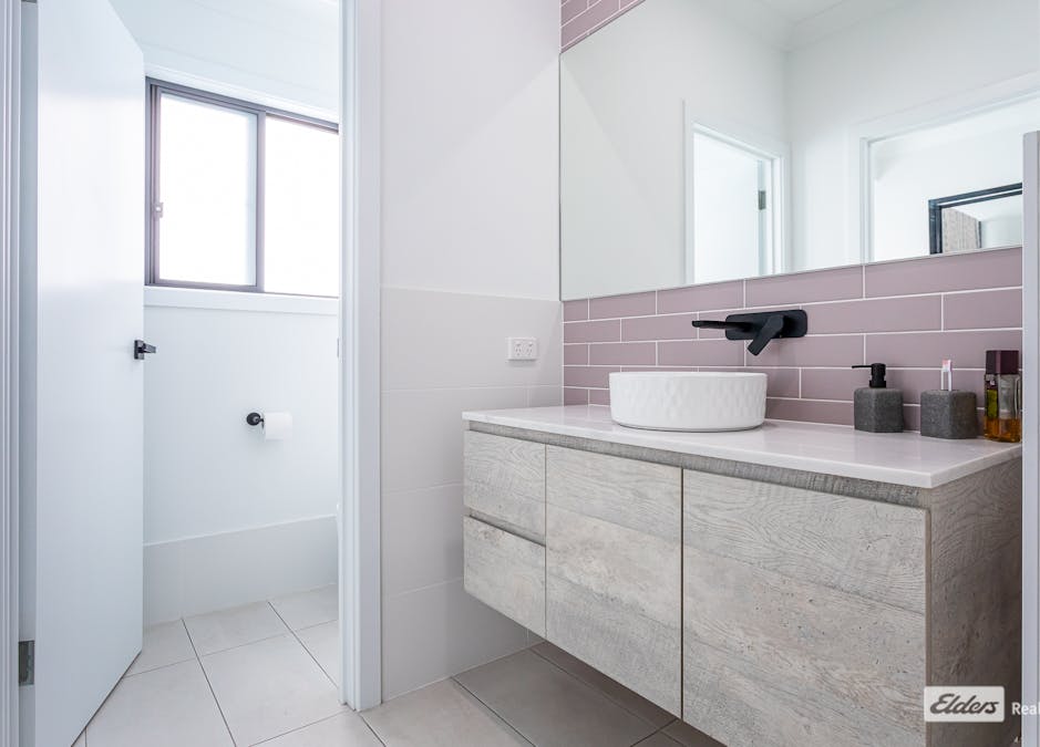 10 Straun Street, Naracoorte, SA, 5271 - Image 15