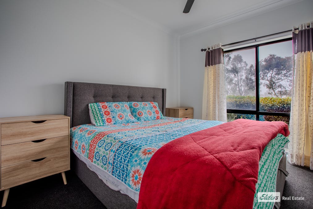 10 Straun Street, Naracoorte, SA, 5271 - Image 13