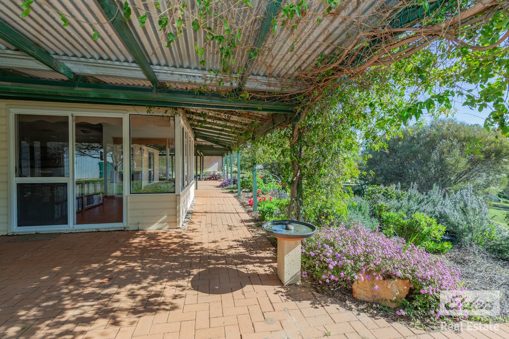 136 Beaufort Street, West Toodyay, WA, 6566 - Image 31