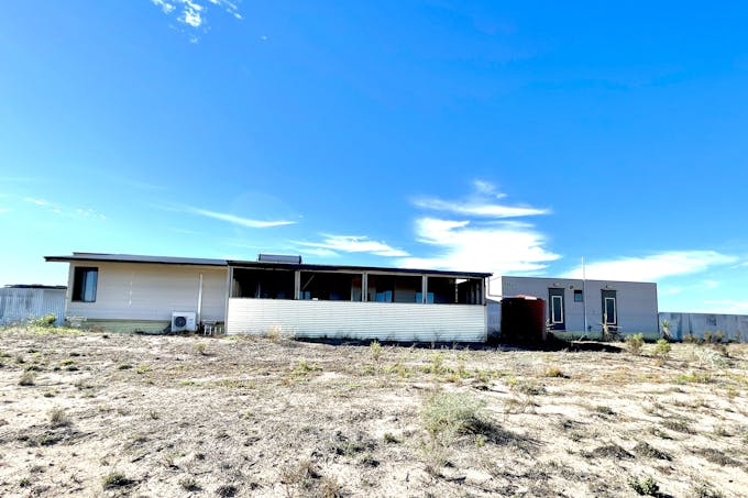 207 Hastings Road, Ceduna, SA, 5690 - Image 1