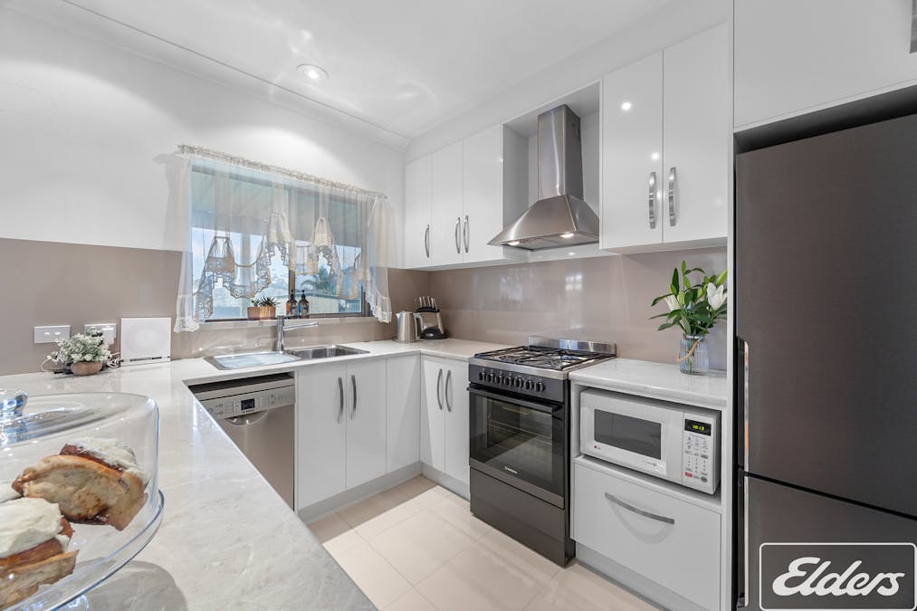 23 Graham Avenue, Hackham, SA, 5163 - Image 6