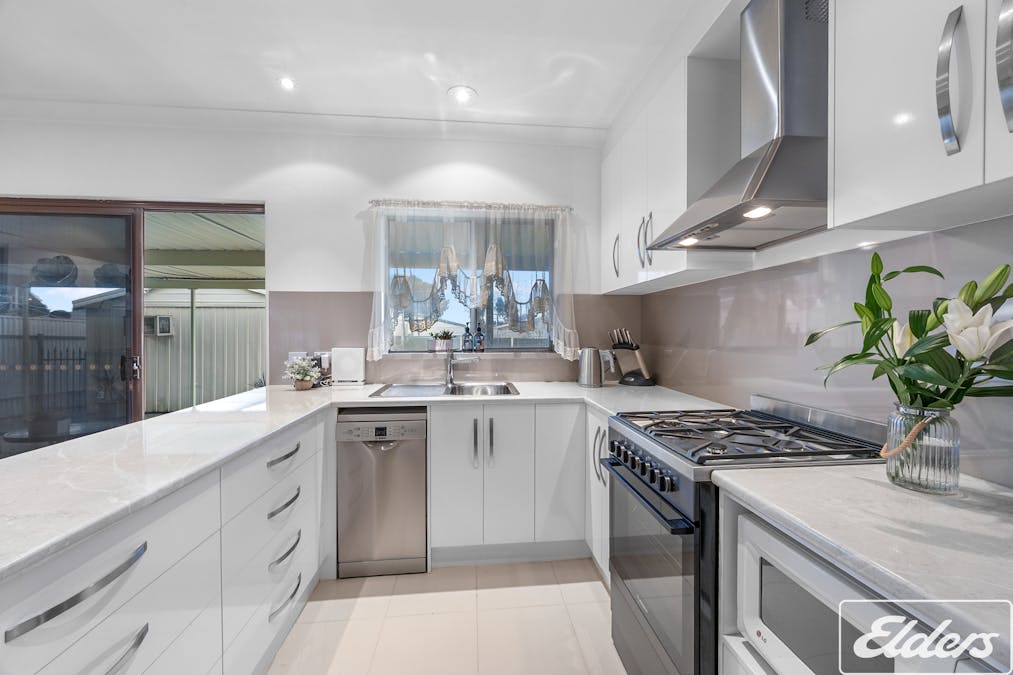 23 Graham Avenue, Hackham, SA, 5163 - Image 7