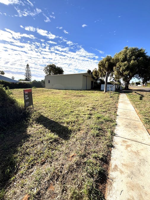 145 Olivia Terrace, South Carnarvon, WA, 6701 - Image 11