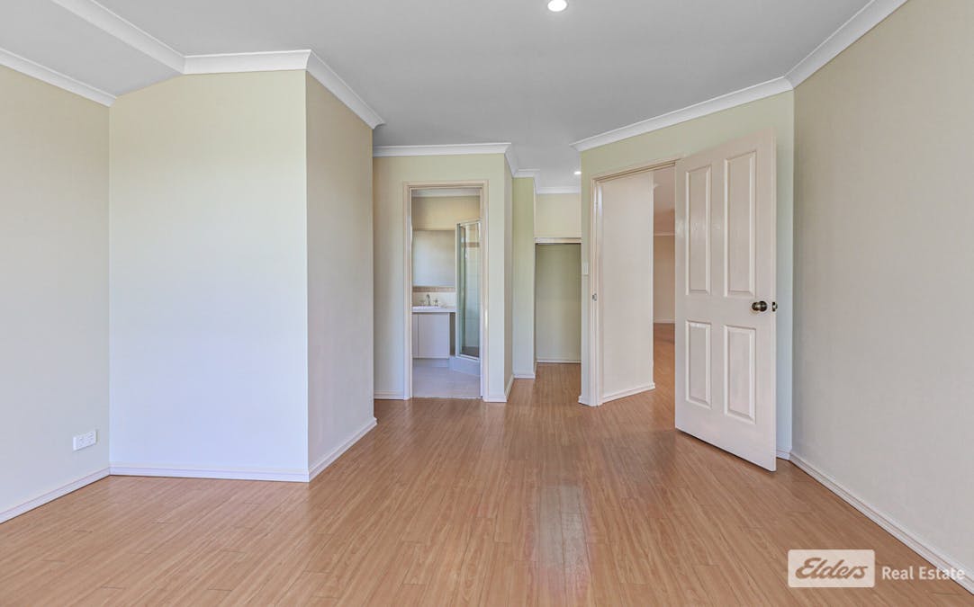 27 Highlander Parade, Rockingham, WA, 6168 - Image 19