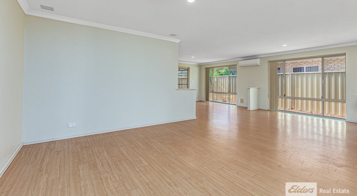 27 Highlander Parade, Rockingham, WA, 6168 - Image 9