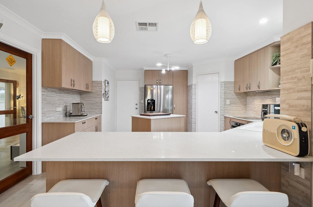14 Morfontaine Parade, Port Kennedy, WA, 6172 - Image 3