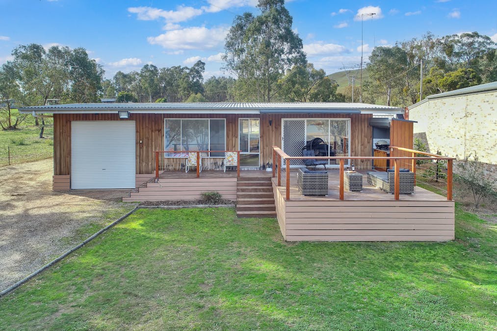 11 Nanda Court, Bonnie Doon, VIC, 3720 - Image 2