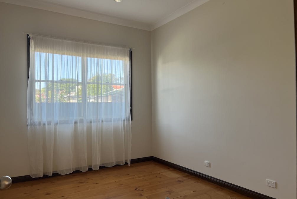 266 Smith Street, Naracoorte, SA, 5271 - Image 11