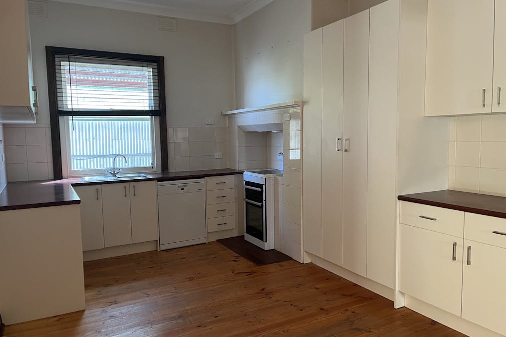 266 Smith Street, Naracoorte, SA, 5271 - Image 6