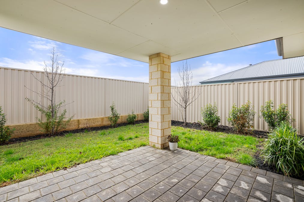 13 Benderson Road, Champion Lakes, WA, 6111 - Image 13